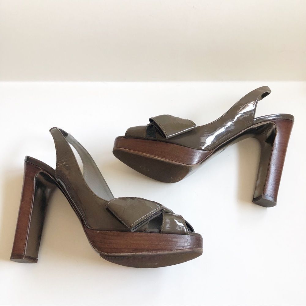 VALENTINO Patent Leather Flat Bow Peep Toe Pumps - Picture 3 of 8